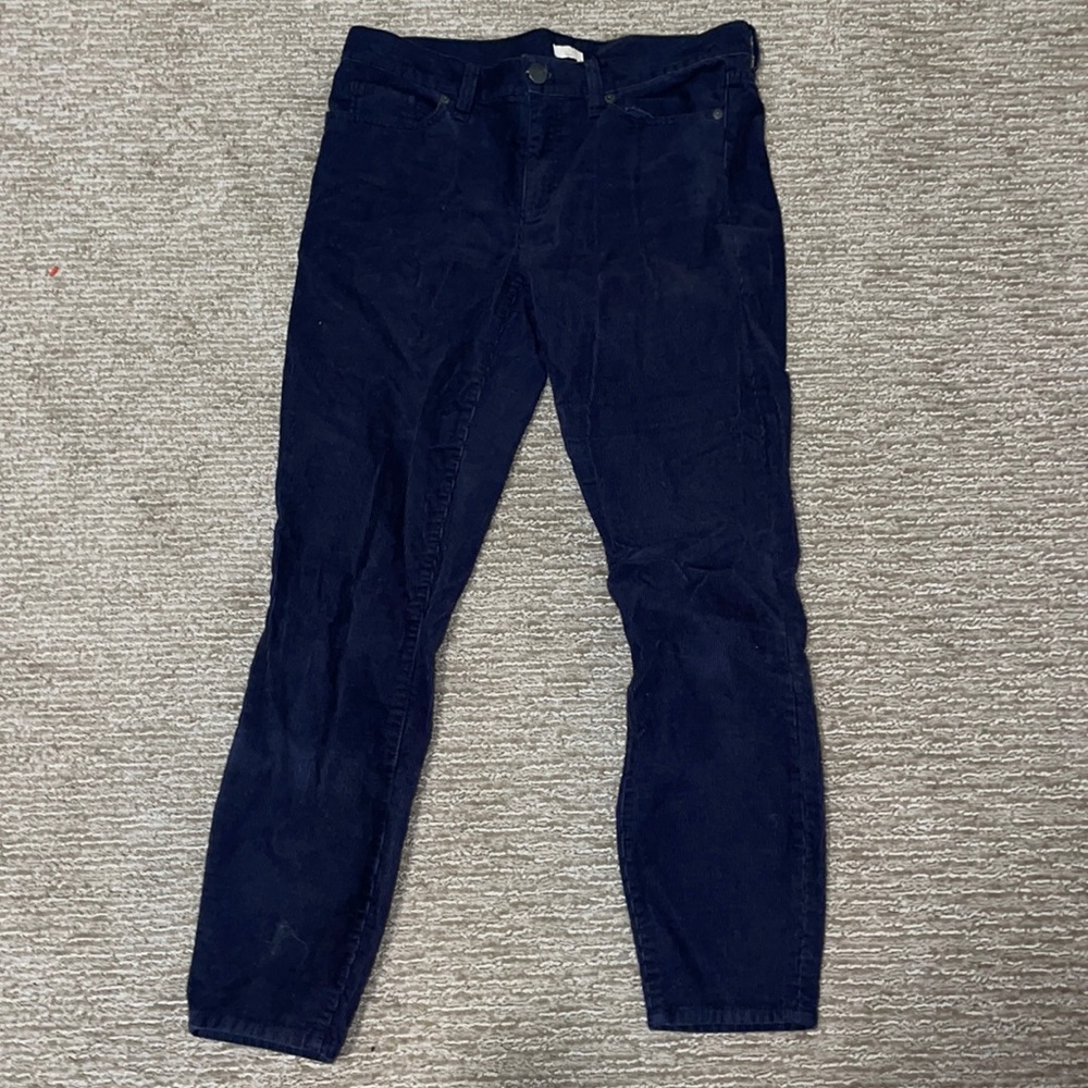 Women’s Navy corduroy jeans!
